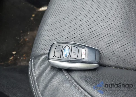 2015 Subaru Legacy 2.5I Limited z USA, uszkodzony, nr VIN 4S3BNAL6XF3026032